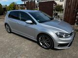 Volkswagen Golf 7 1.4 TSI 90kW BMT CUP + extra Winterreifen - mit Benzin-Antrieb: Kleinwagen, 1.4