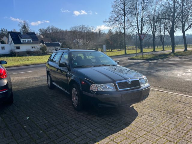 Skoda Octavia Combi 2.0 Comfort Klima Tüv 3/26