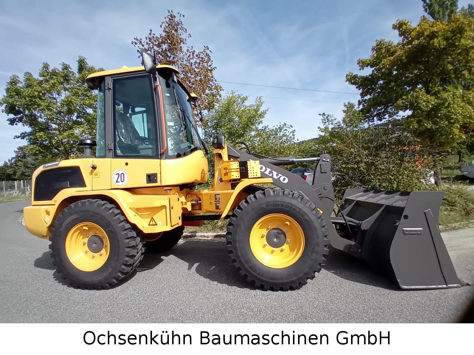 Volvo Radlader L30H  Verlängertes Hubgestell