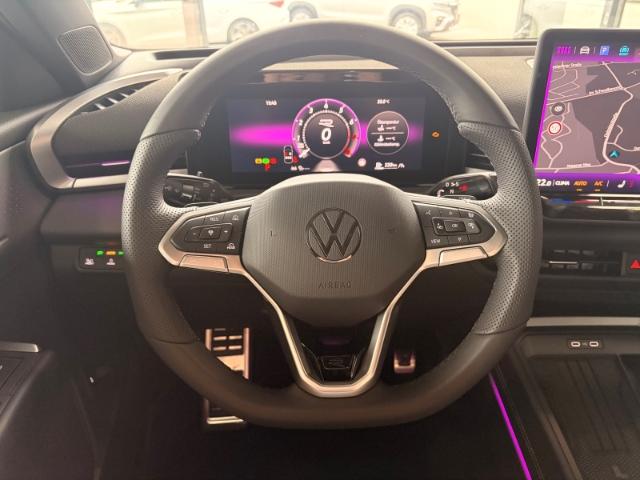 Volkswagen T-Roc 1.5 eTSI R-Line Navi AHK Kamera ACC SitzHZ