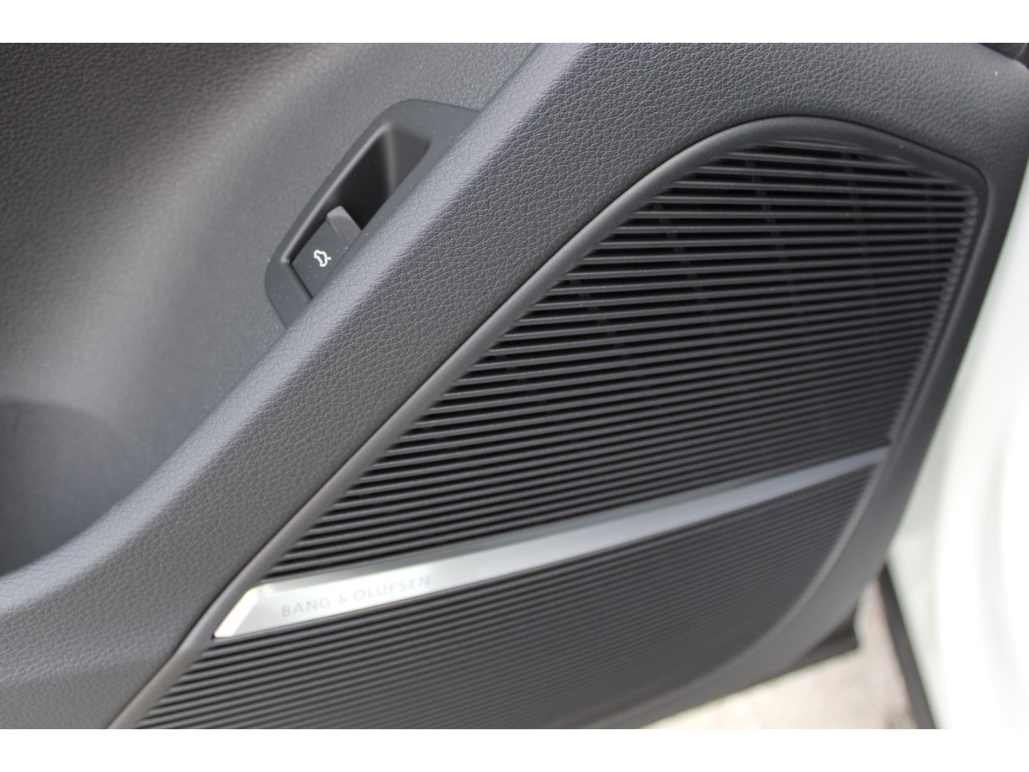 SQ7 4.0TFSI qu.Tiptr.- S-Sitze*Carbon*Pano*B&O!!