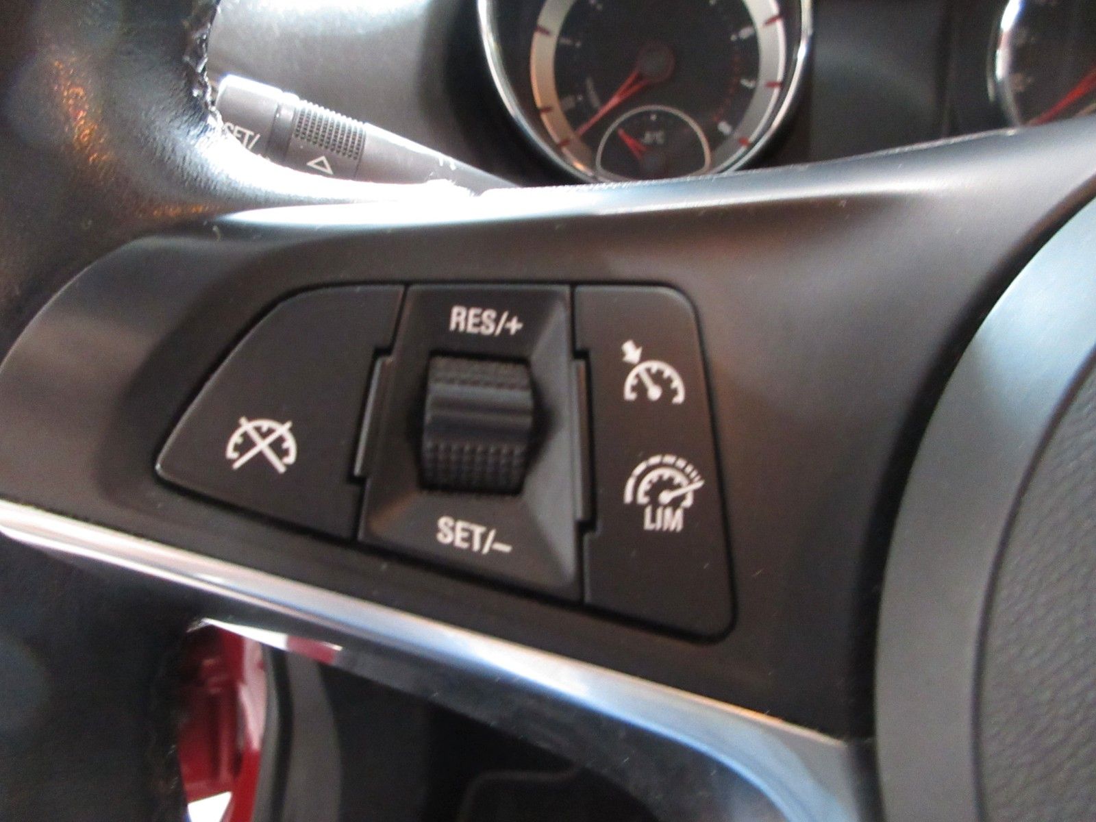 Fahrzeugabbildung Opel Adam Jam 1.0T NAVI/SHZ/LHZ/ALU/TEMPOMAT