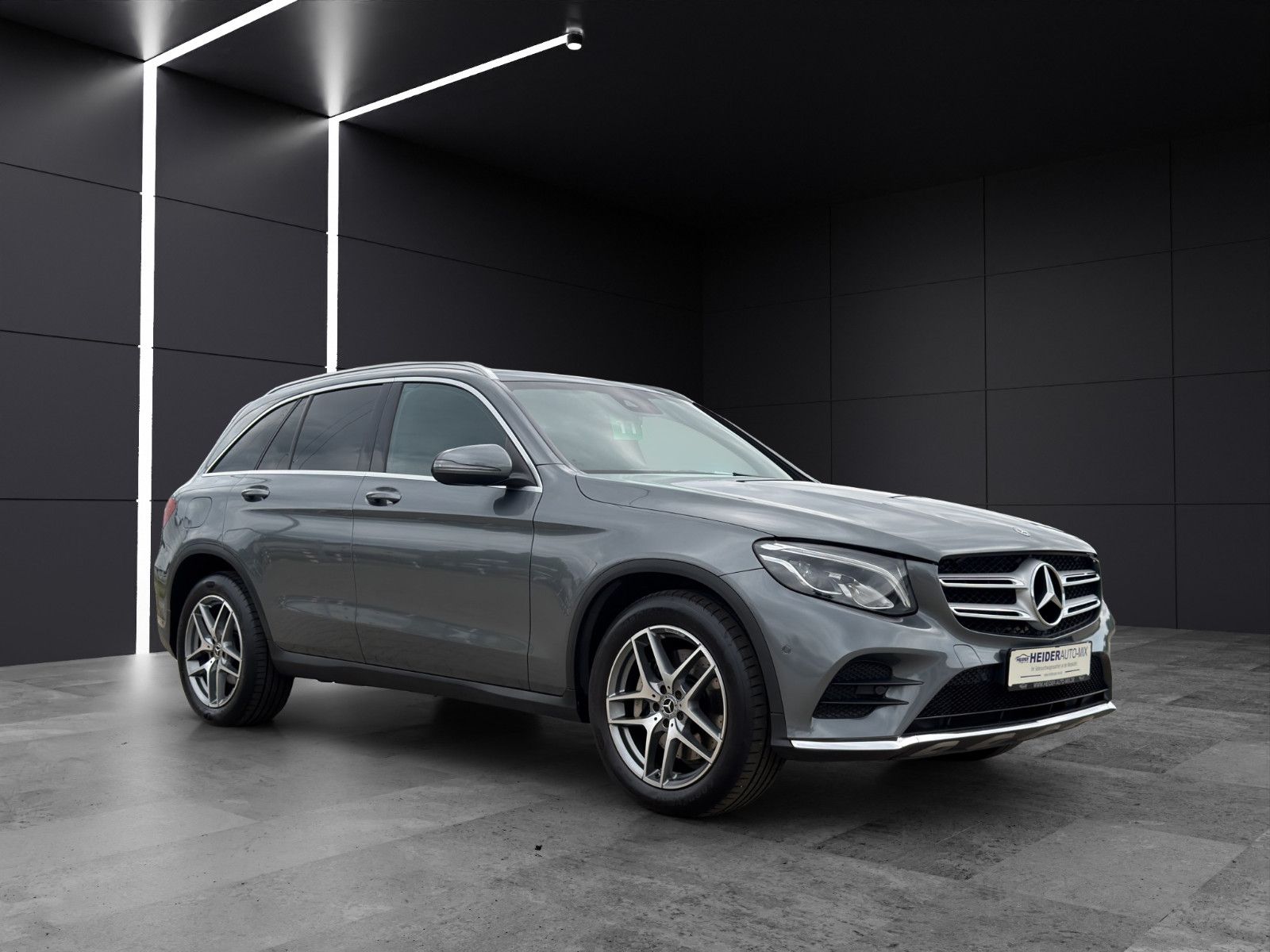 MERCEDES-BENZ GLC 220d 4M AMG Line ALCANTARA|PANO|NAVI|LED|AHK