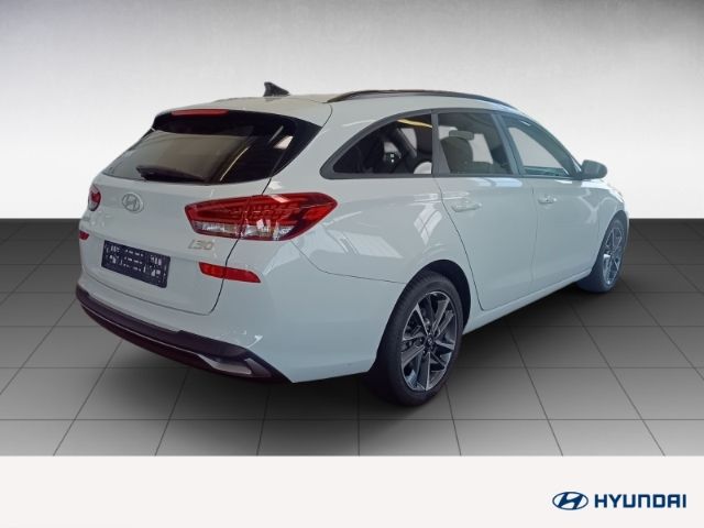 Fahrzeugabbildung Hyundai i30 FL Kombi (MY25) 1.5 T-GDI (140 PS) 48V 7-DCT