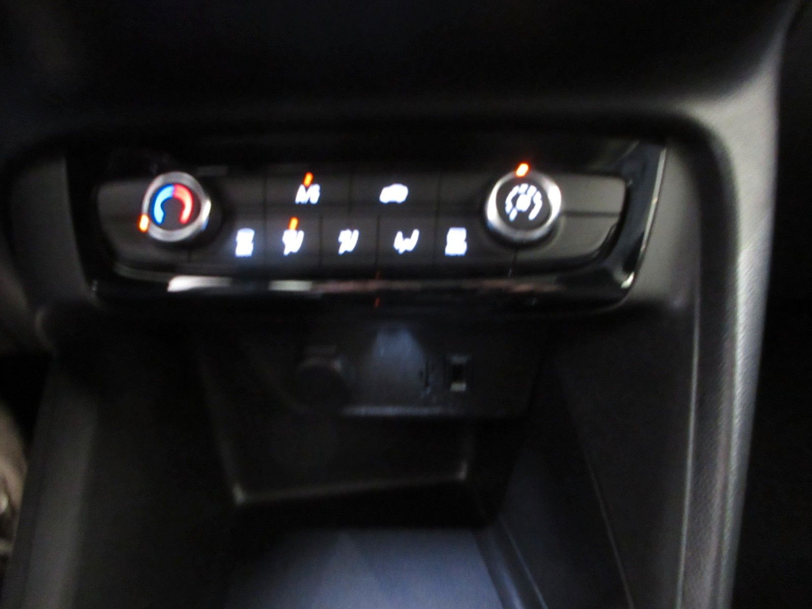 Fahrzeugabbildung Opel Corsa F Edition 1.2T NAVI/PDC/ALU/TEMPO