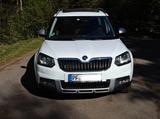 Skoda Yeti 2.0 TDI DSG 4x4 Adventure Pano AHK - Skoda Yeti: Adventure