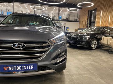 Hyundai Tucson Premium 4WD *AHK*KAMERA*NAVI*PANO*LEDER*