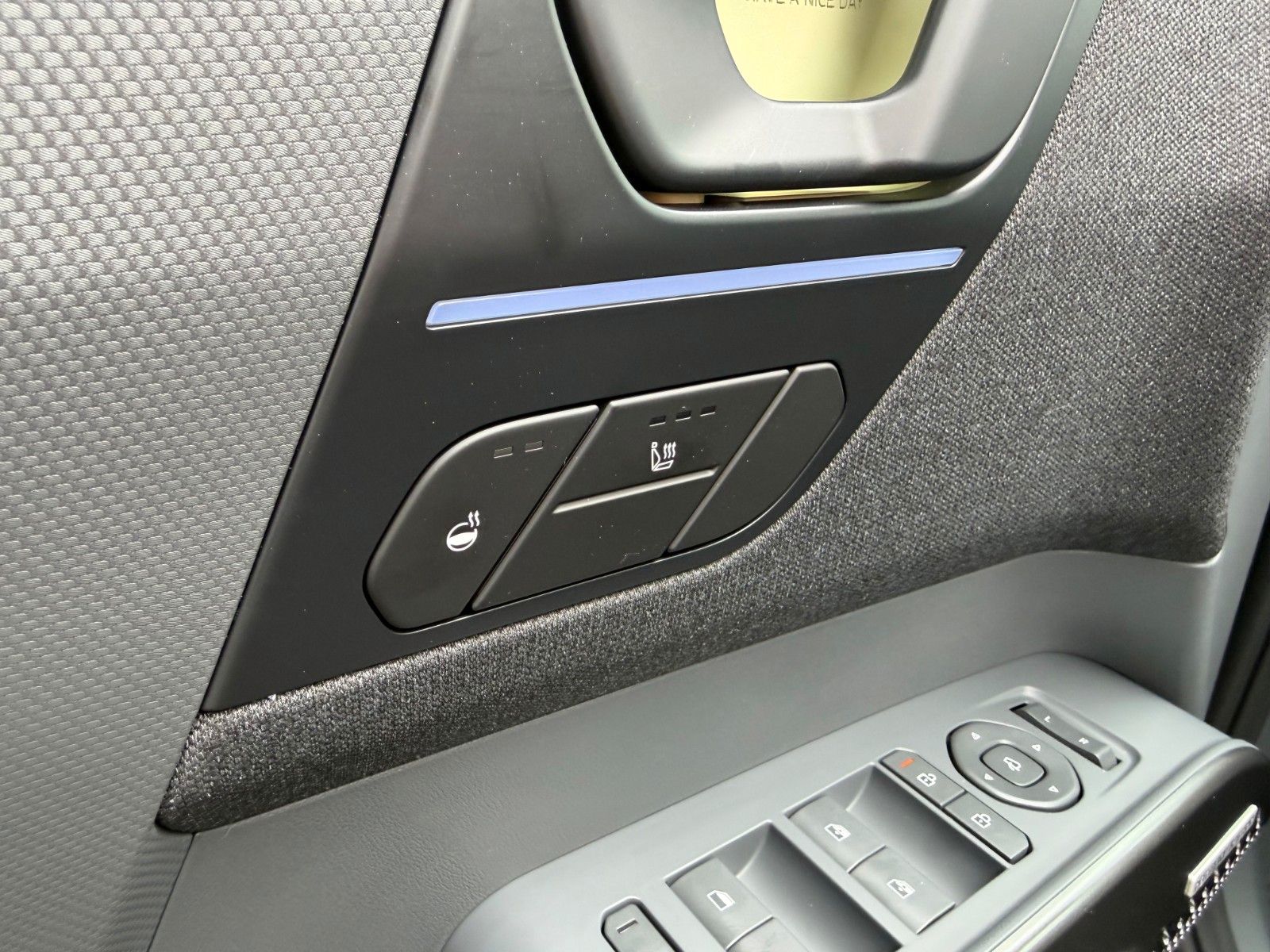 Fahrzeugabbildung Kia EV2 42.2 5S EARTH WIC TEC DWP DES