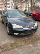 Ford Mondeo - Ford Mondeo aus 2005 mit Diesel-Antrieb
