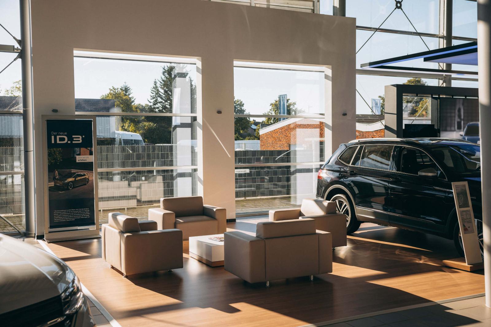 showroom-image-bottom