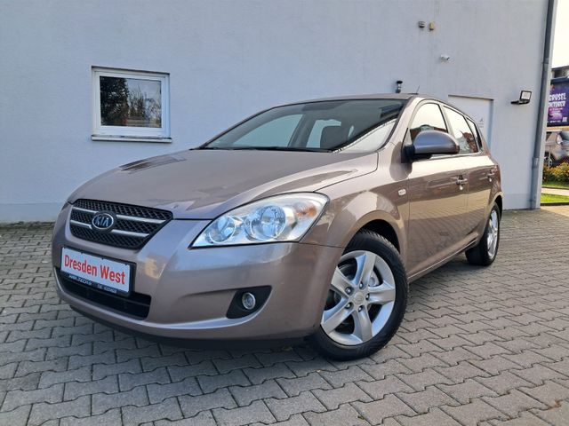 Kia ANDERE Ceed EX