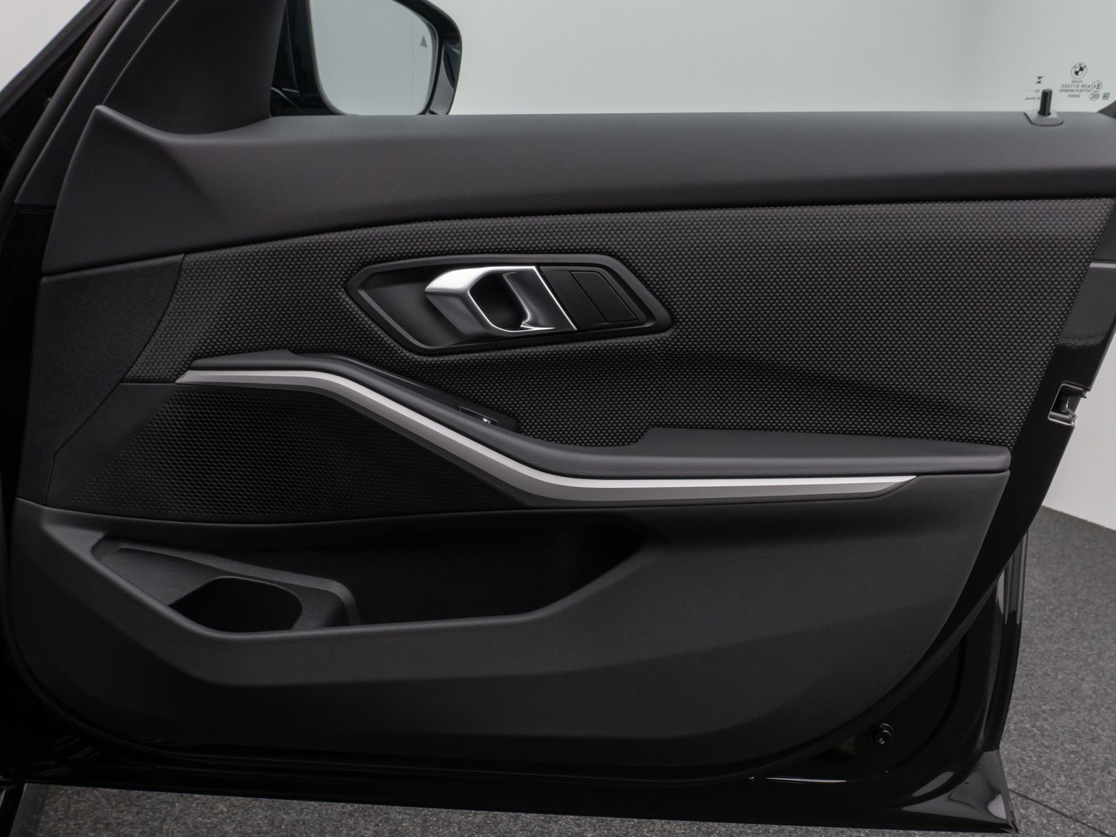 Fahrzeugabbildung BMW 318d Kamera DAB HUD Stop&Go DrivAssist Adapt.LED