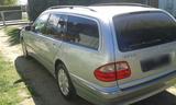 Mercedes-Benz MERCEDES E 240 RAUMWUNDER TOP ZUSTAND TÜV ... - gebrauchte Mercedes-Benz E 240 aus dem Jahr 2001