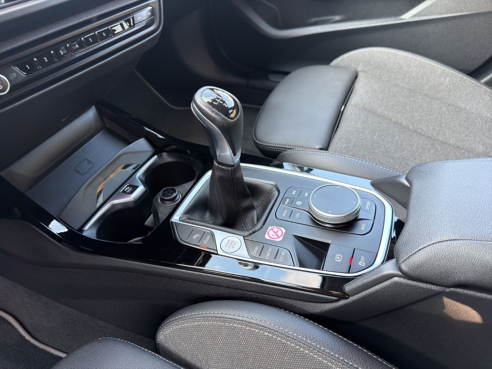 Fahrzeugabbildung BMW 116 i Sport Line/Winter Paket/Performance/Tempo