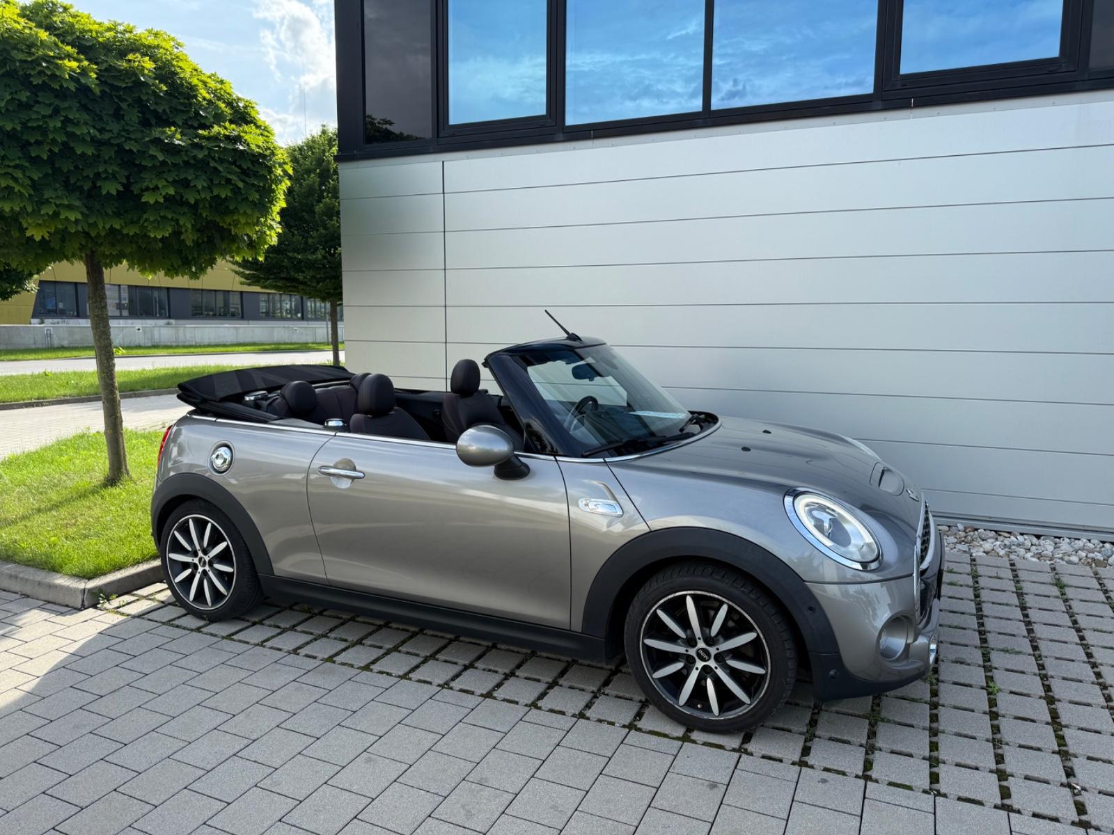 MINI Cooper S Cabrio  Leder/Navi/LED/Kamera