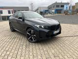 BMW X6 M60i+B&W+360Kamera+StandH+AHK - BMW X6 M60 aus 2023
