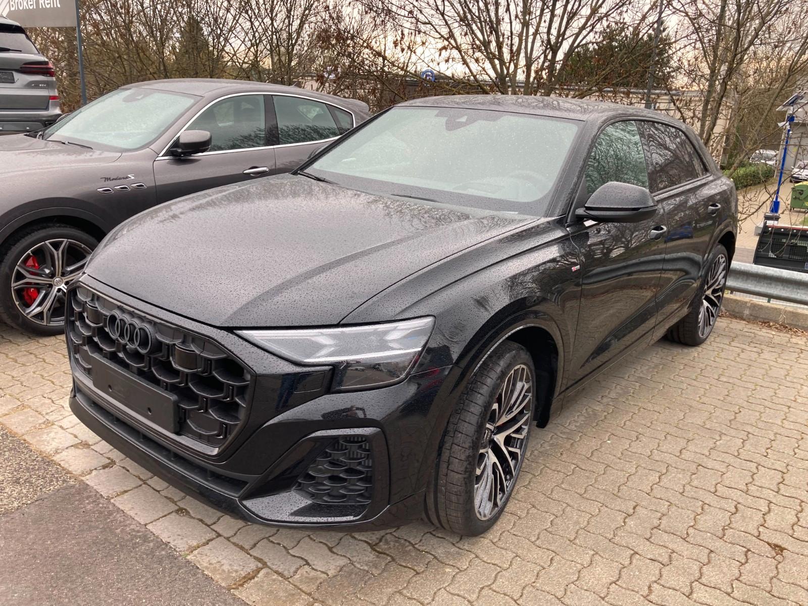 Audi Q8 TFSI E 360kw S line LNP 131,7t€ HUD massage