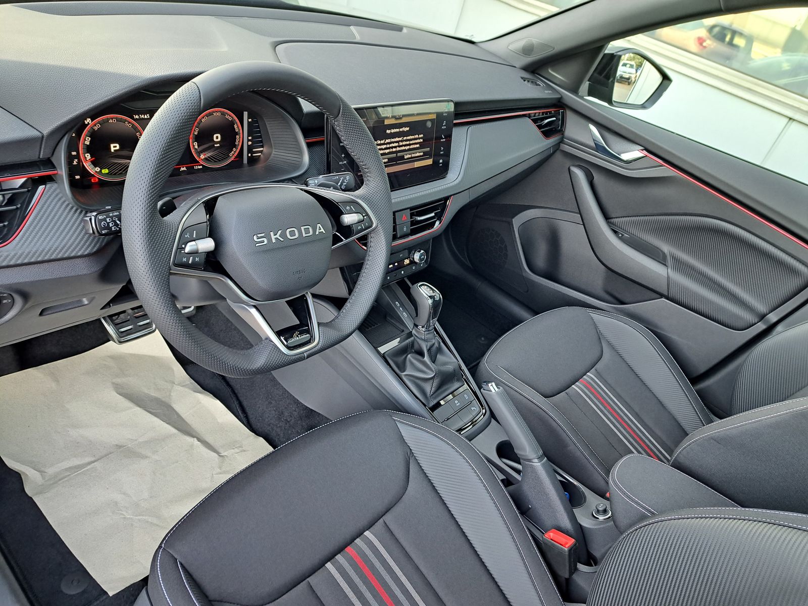 Fahrzeugabbildung SKODA Kamiq Monte Carlo 1.5 TSI DSG MATRIX-LED NAVI