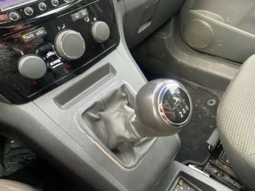 Bild 20 Opel ZAFIRA B FAMILY PLUS AHK XENON KLEINE MÄNGEL