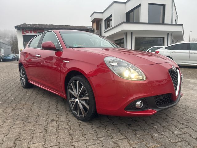 Alfa Romeo Giulietta Super Navi Bi-Xenon Leder