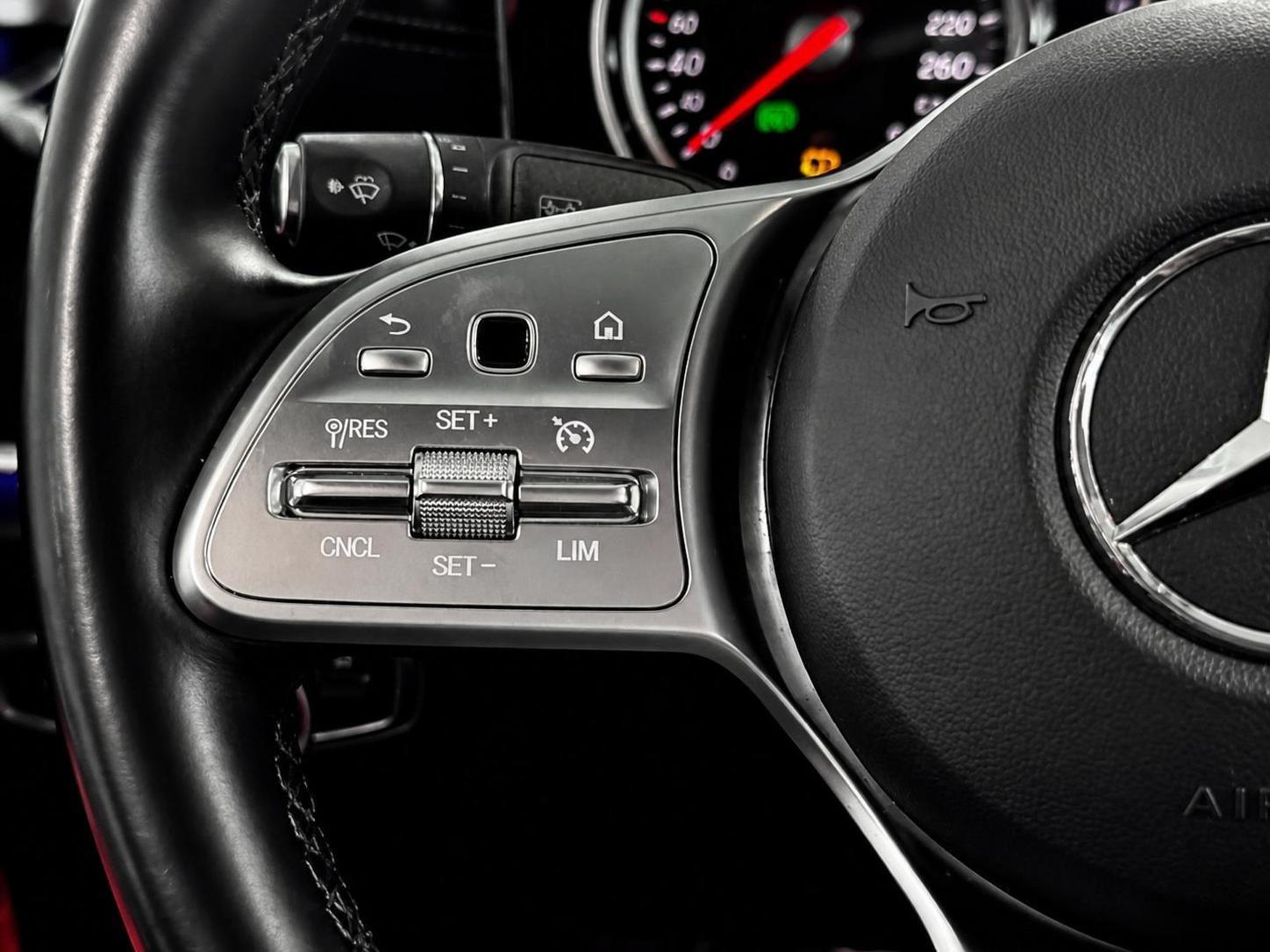 Mercedes-Benz CLS 220 *1. Hand + LED + Ambiente*