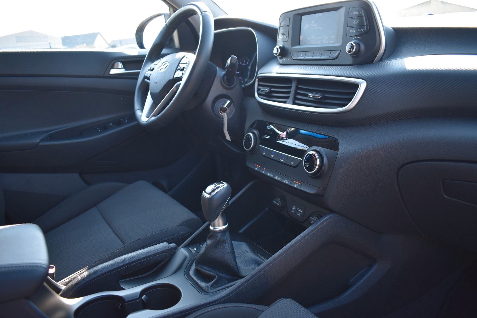 Fahrzeugabbildung Hyundai Tucson Pure 2WD