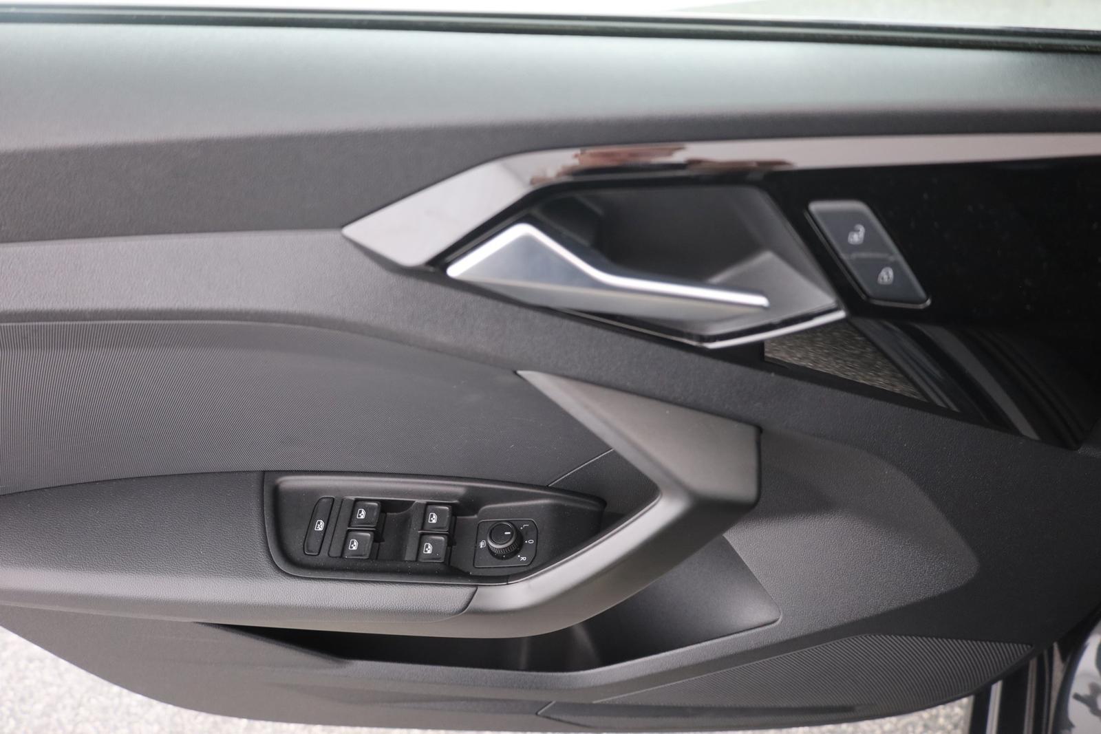 Audi A1 Sportback 25 TFSI LED Sitzheizung App-Connect, миниатюра 22