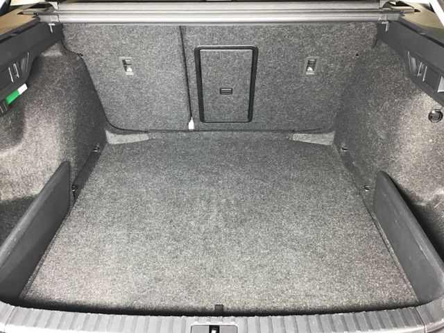 Fahrzeugabbildung Skoda Octavia Selection 2.0 TDI Combi DSG/ACC/Navi/RFK