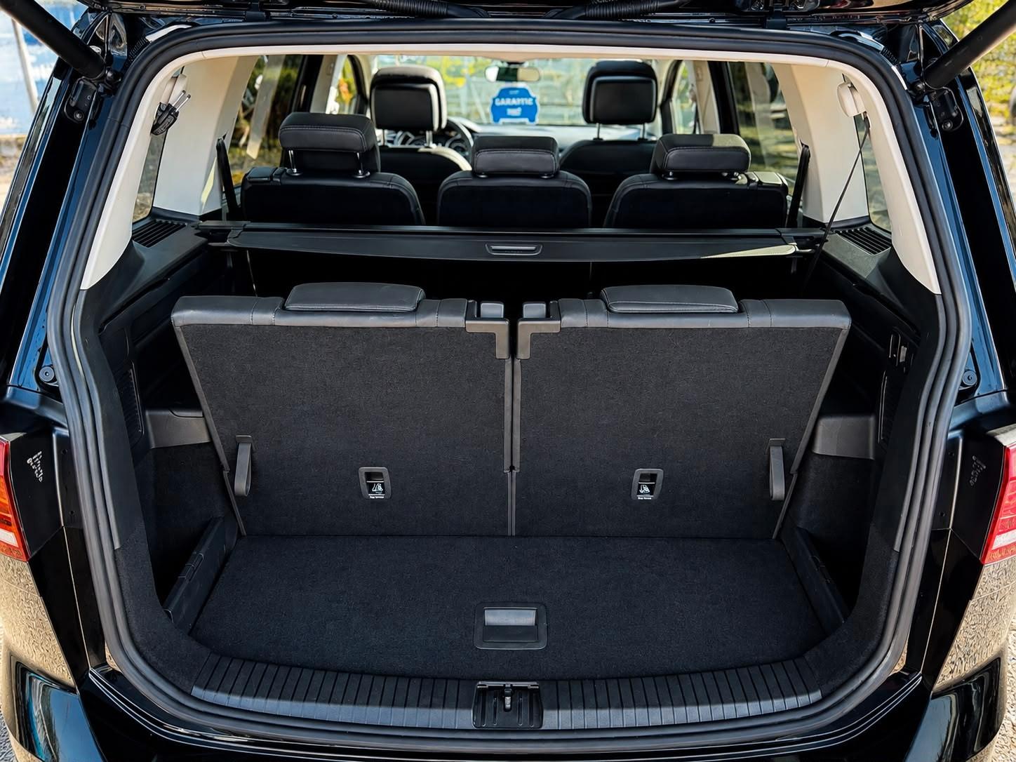 Volkswagen Touran Highline BMT/Start-Stopp 7 Sitze, миниатюра 12