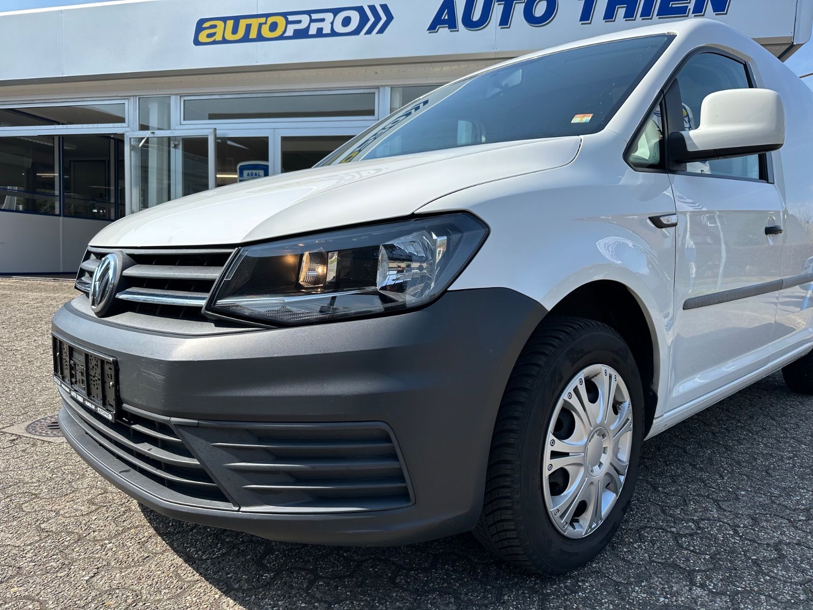 Fahrzeugabbildung Volkswagen Caddy 1.2 TSI Kasten Klima/GRA/BT/Heckklappe
