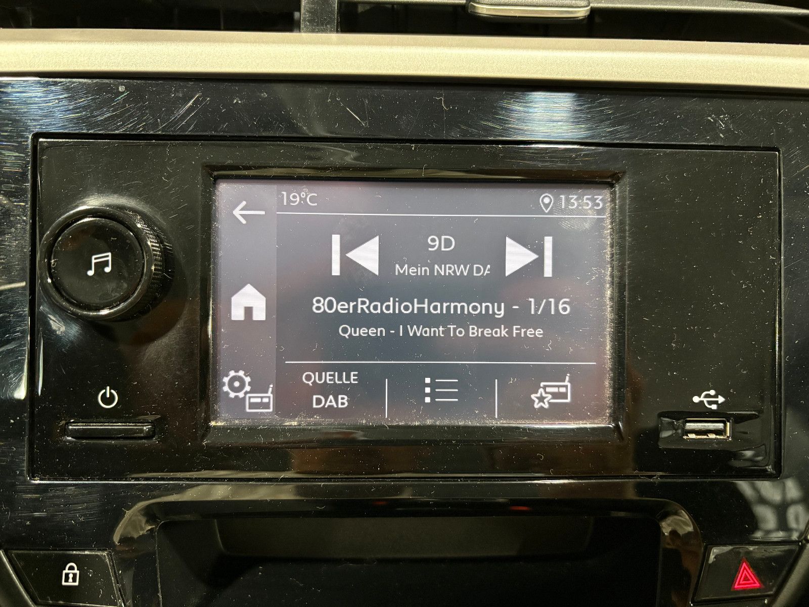 Fahrzeugabbildung Opel Corsa F Edition/1.HAND/DAB/BLUETOOTH/KLIMA/TEMPO