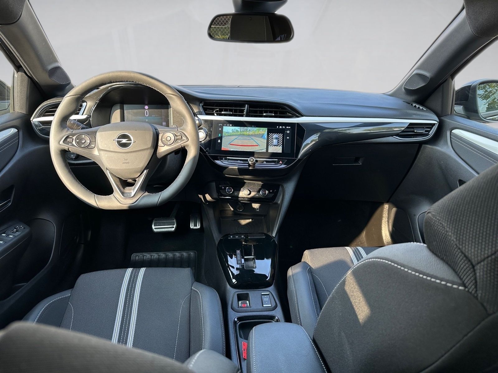 Fahrzeugabbildung Opel CORSA (P2JO)