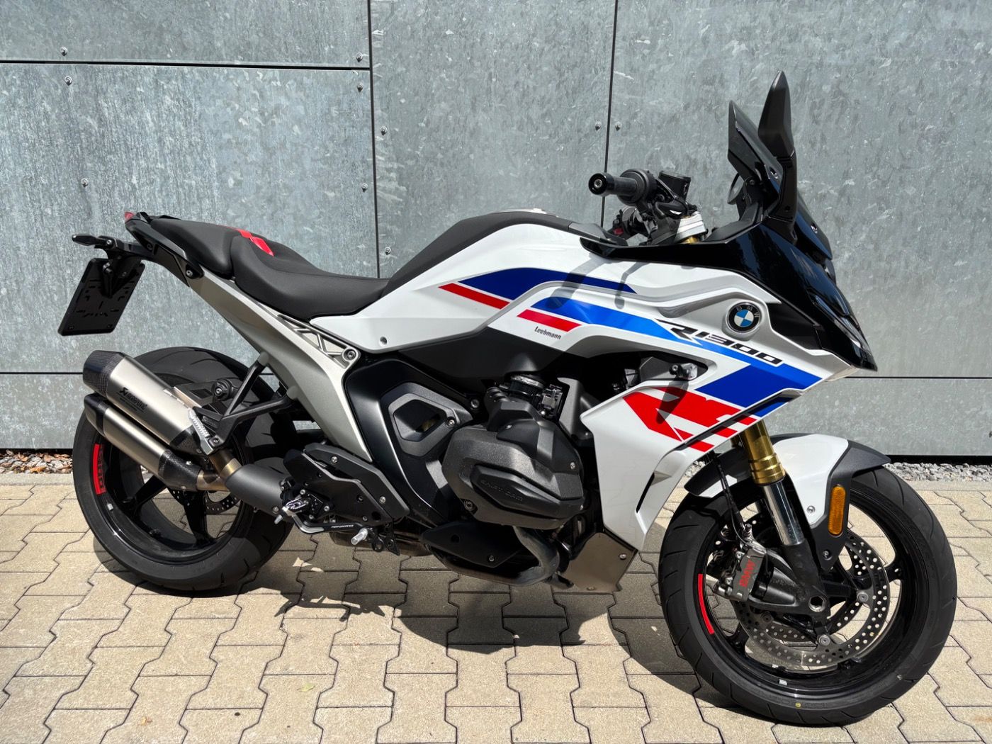 Fahrzeugabbildung BMW R 1300 RS Performance