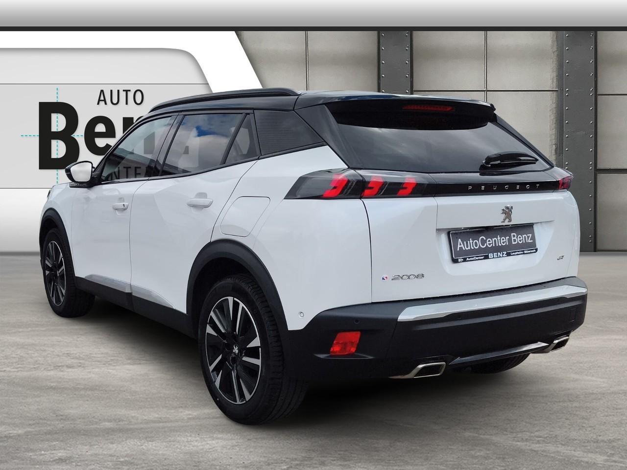 Peugeot 2008 PURE TECH 155 GT *AHK*LED*PANO*VZE*GRE*PDC*