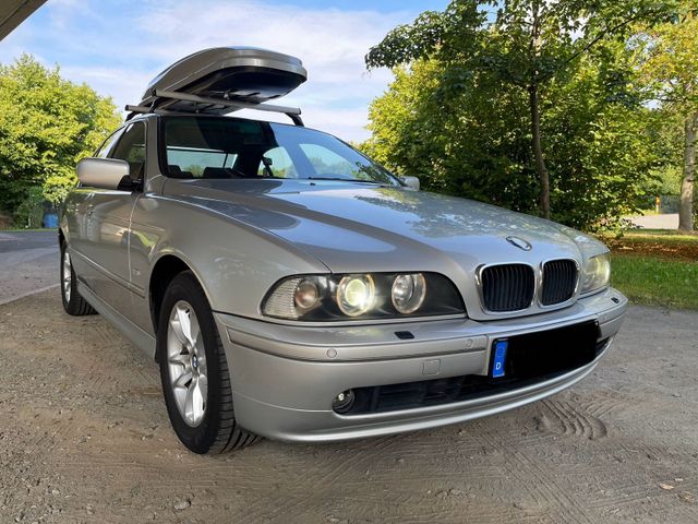 BMW E39 525i FL/ 3.Hand/ Unfallfrei/ Schal...