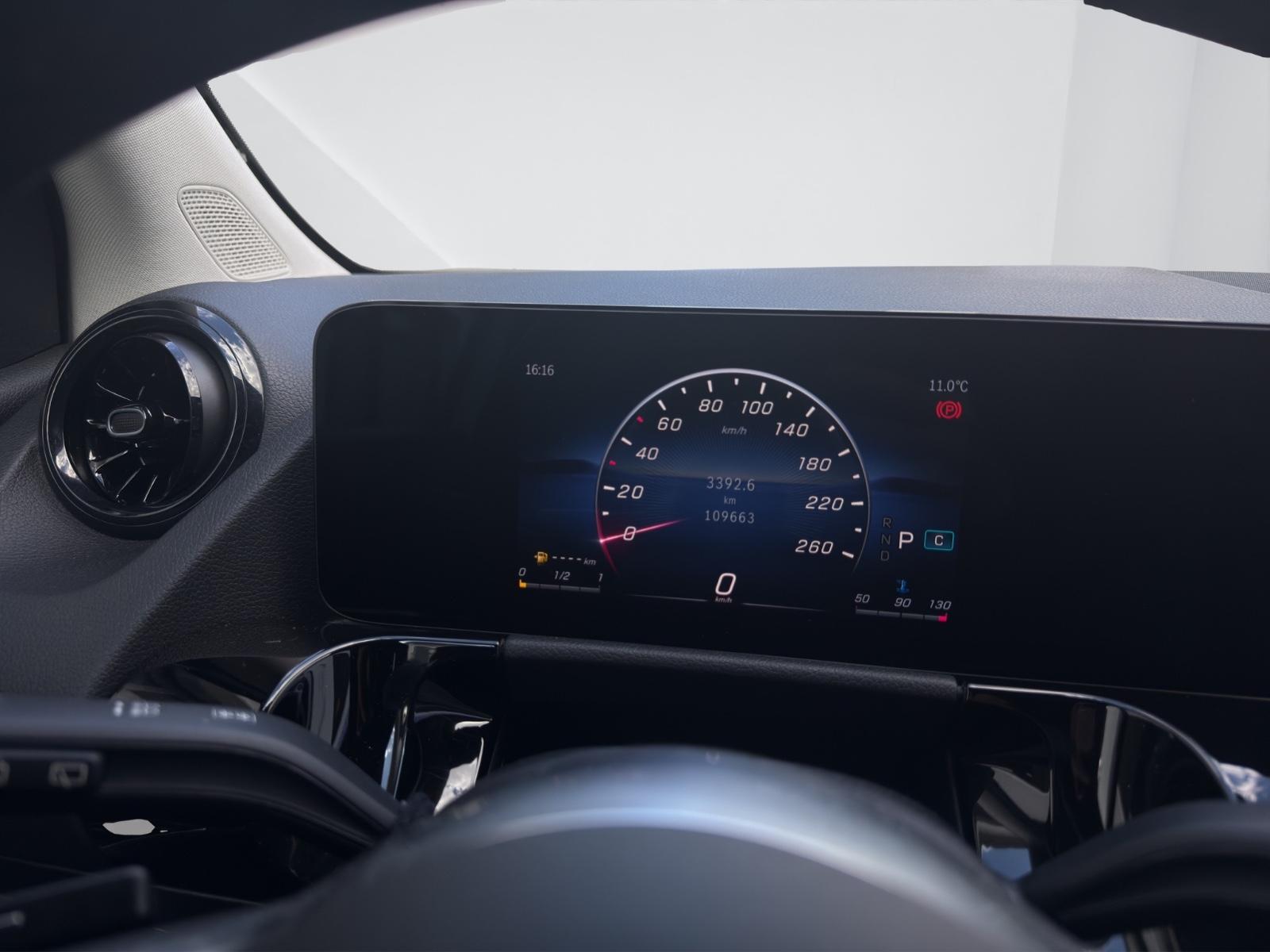 Mercedes-Benz B-Class d DCT, миниатюра 11