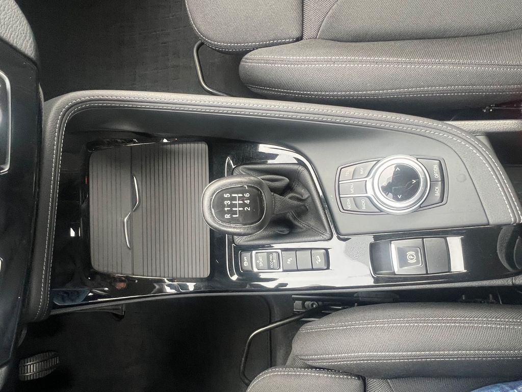 BMW X1 Baureihe X1 xDrive 20 d Sport Line BMW X1 Baureihe X1 xDrive 20 d Sport Line