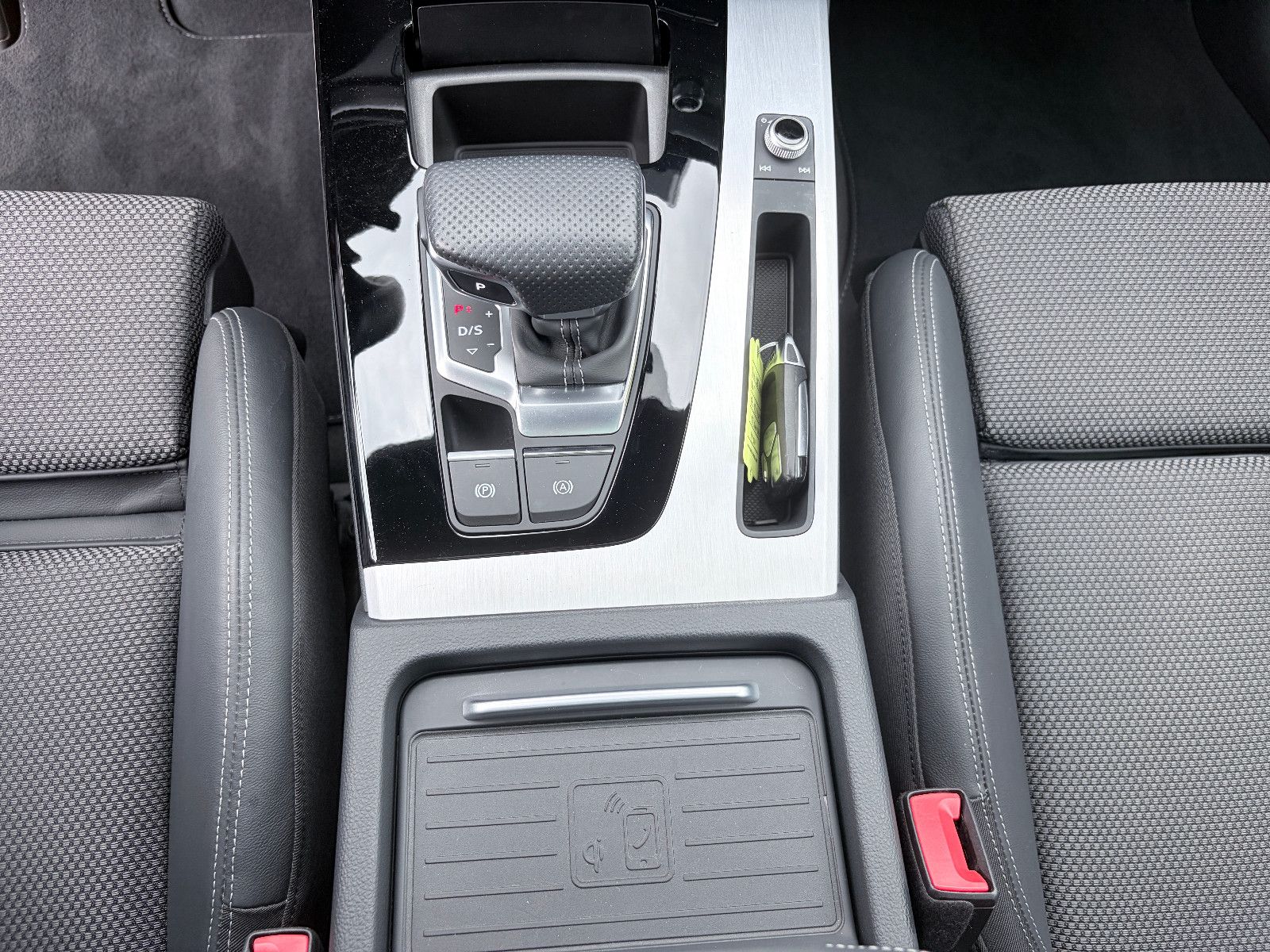Audi Q5 40 TDI qu. S line PANO AHK 360° 20 ALU LED foto 25