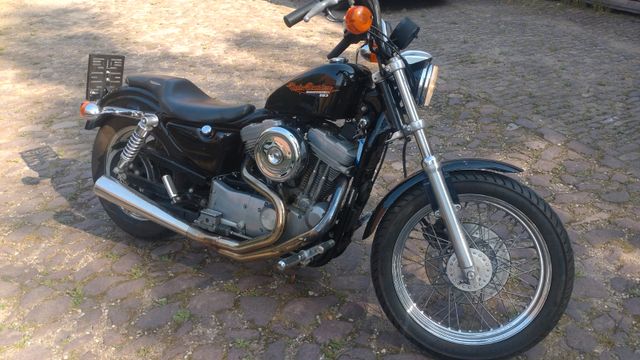 Harley-Davidson Sportster XLH 883