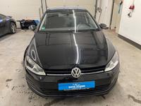 Volkswagen Golf VII 1.6 TDI BMT Cup*Navi*PDC*Sitzheizung* N