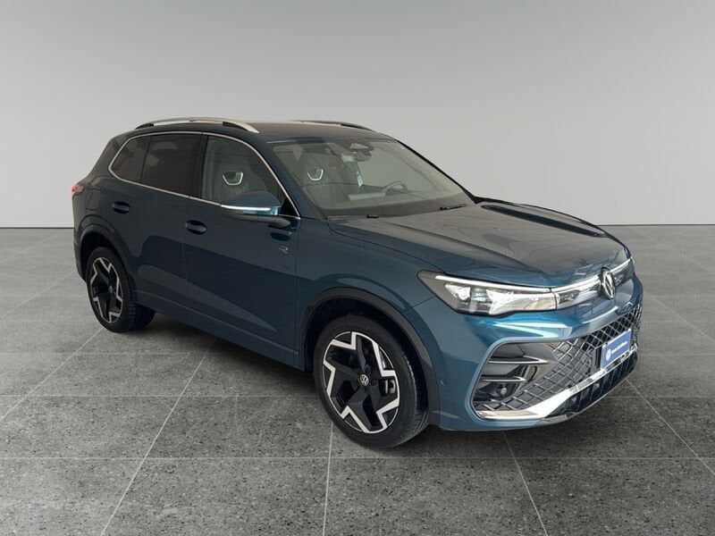 Volkswagen Tiguan 2.0 TDI SCR R-LINE DSG 150CV imagem 3