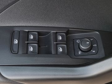 Volkswagen T-Cross - 12