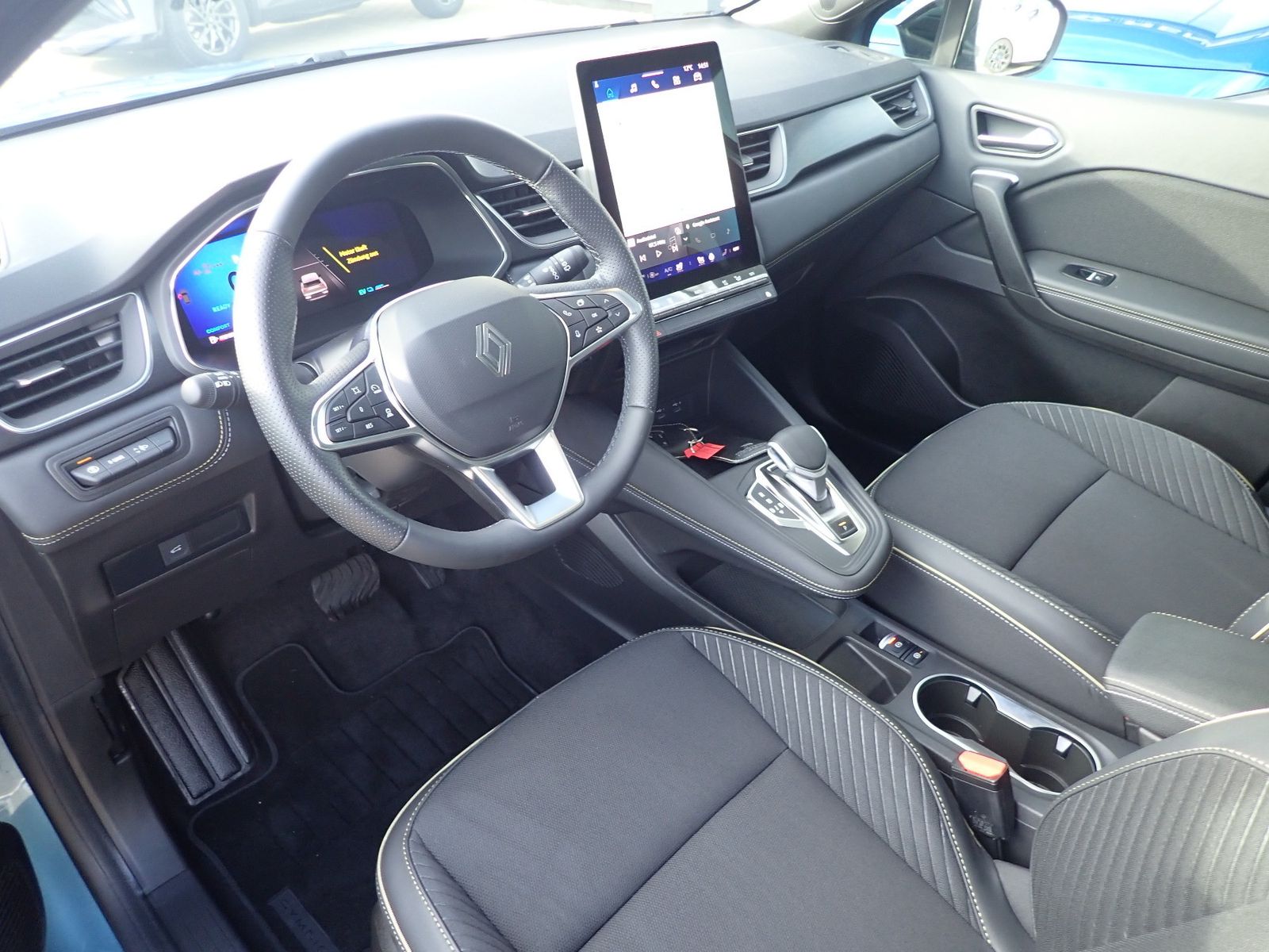 Fahrzeugabbildung Renault Symbioz 145 E-Tech Full Hybrid Iconic