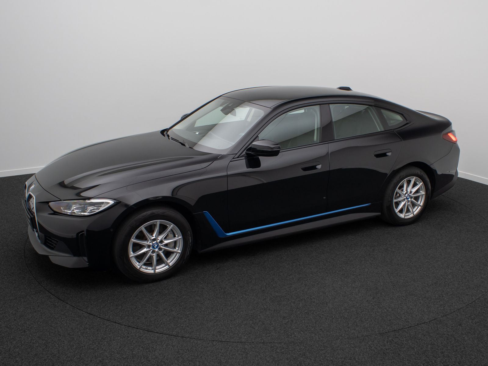 Fahrzeugabbildung BMW i4 eD40 GC HiFi Kamera DAB Widscreen Sportsitze