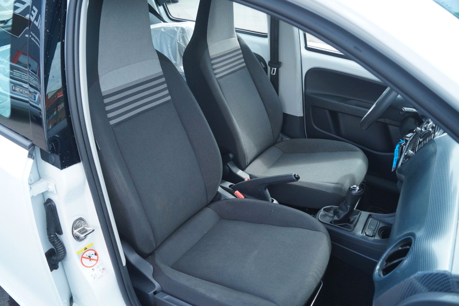 Fahrzeugabbildung Volkswagen up! 1. Hand *Garantie *Rückfahrkamera