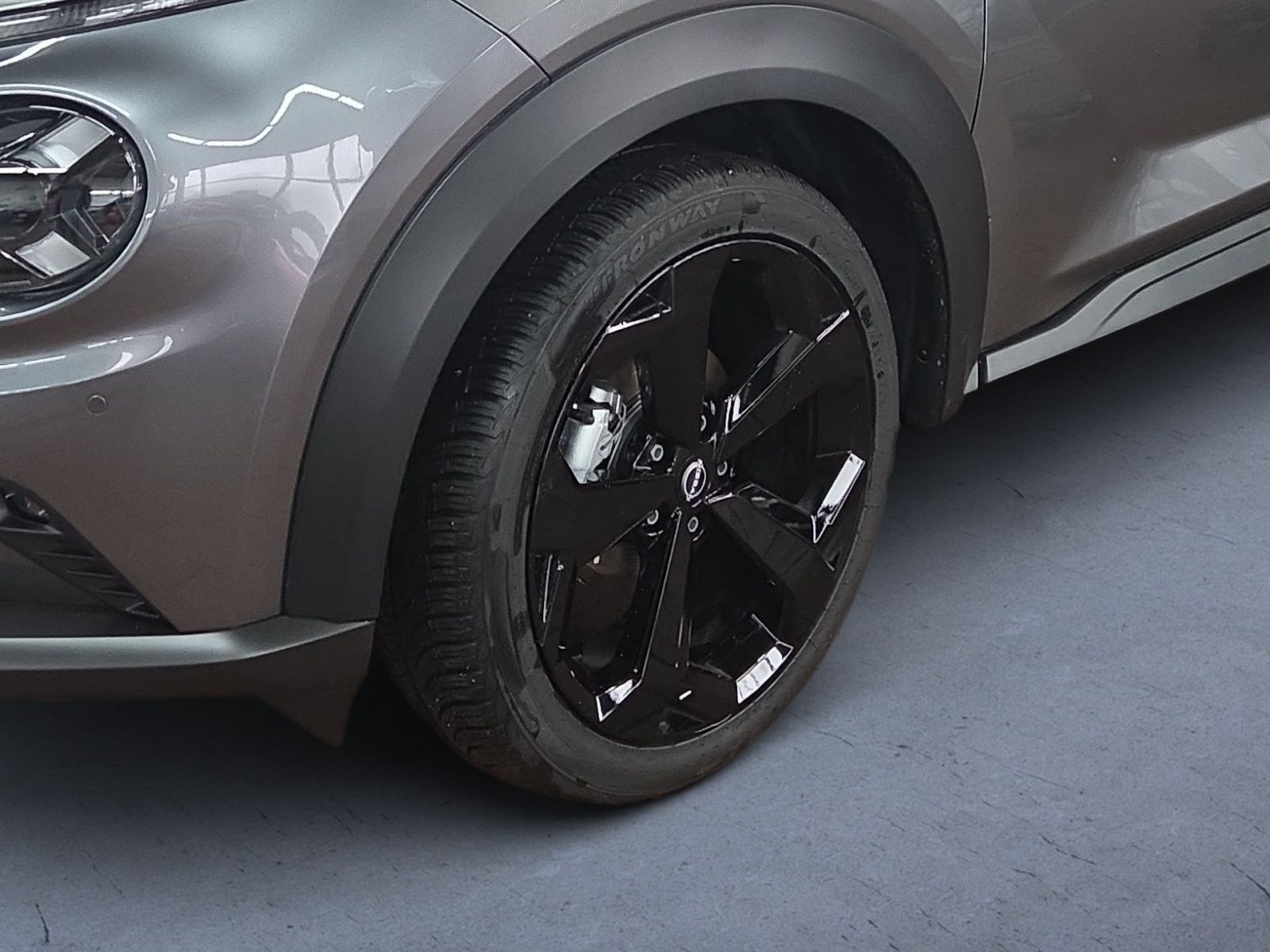 Fahrzeugabbildung Nissan Juke 1.6 Hybrid Tekna Hybrid 143 PS Autom. *NAVI