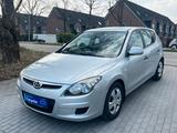 Hyundai i30 blue 1.4 Classic - gebrauchte Hyundai i30 aus dem Jahr 2009
