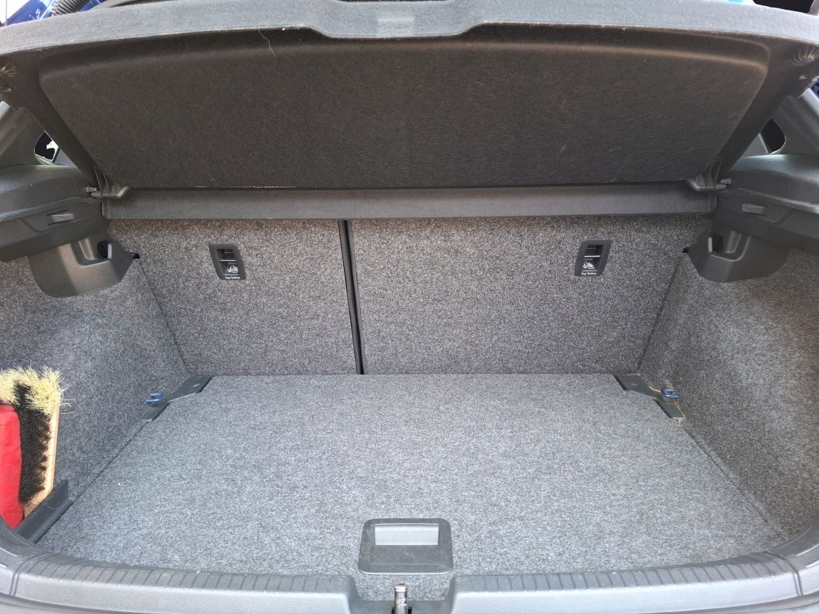 Fahrzeugabbildung Volkswagen Polo DSG Highline R-Line LED Navi AID ACC RFK be