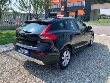 Volvo V40 Cross Country - 5
