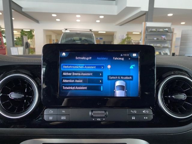 T 180 d Progressive LED Keyless-Go DAB MBUX NAVI